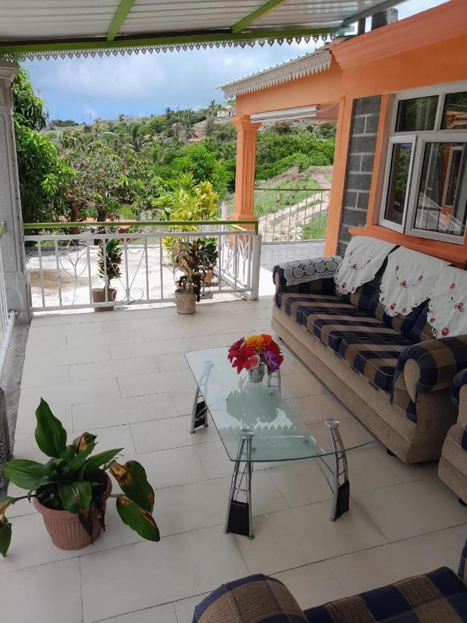Villa La Belle Du Sud à Port South East Extérieur photo